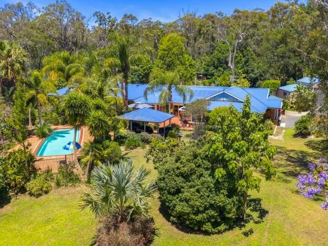 Contemporary Country Retreat on 5 Acres with Pool and Dual Living Flexibility