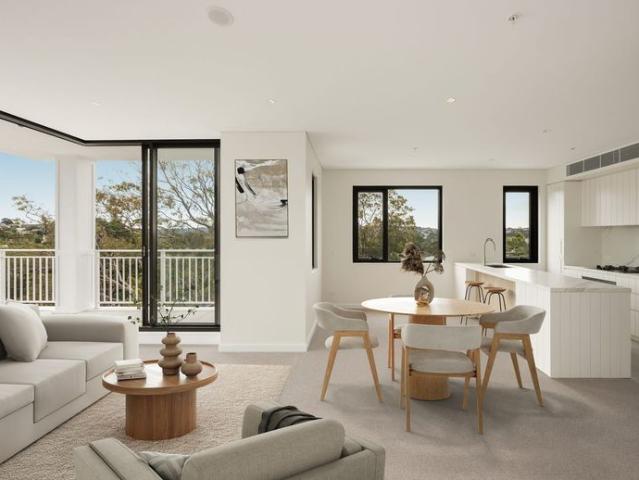 Contemporary Coastal Living in the Heart of Dee Why