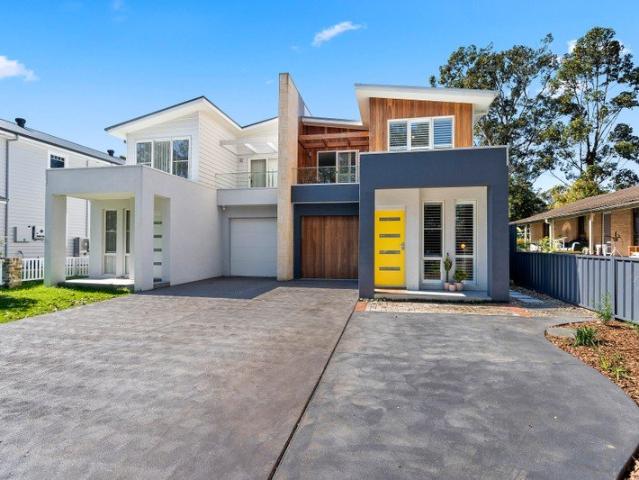 CONTEMPORARY COASTAL LUXURY