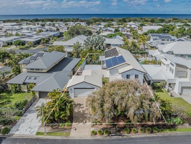 Owner Downsizing Wants it sold