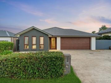 Contemporary Comfort: The Complete Modern Package on West Parkway