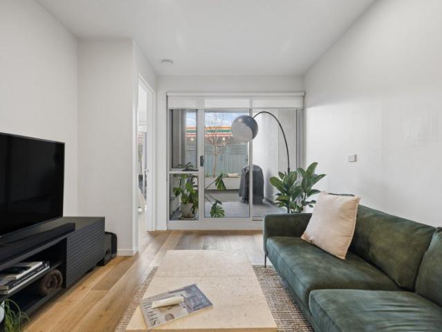 Contemporary comfort with a party sized patio