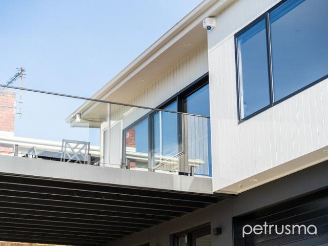 Contemporary Comfort with a View