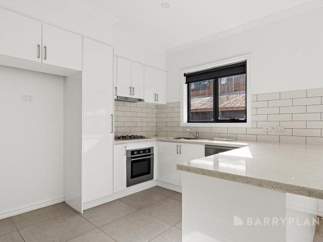 Contemporary Comfort with Everyday Convenience