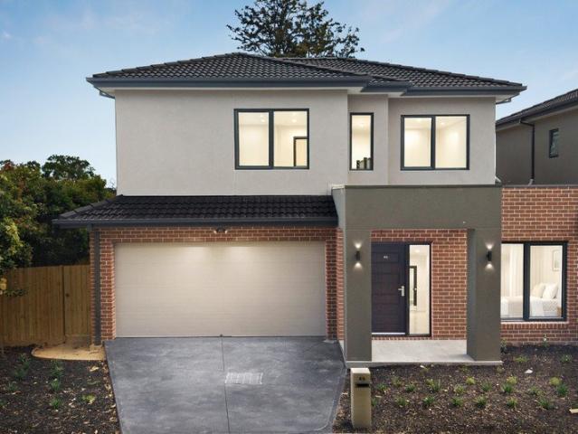 Contemporary Comfort with Space, Style and a Northern Aspect