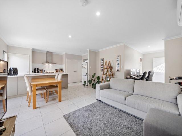 Contemporary Comfort & Convenience in West Balga OPEN BY APPOINTMENTS