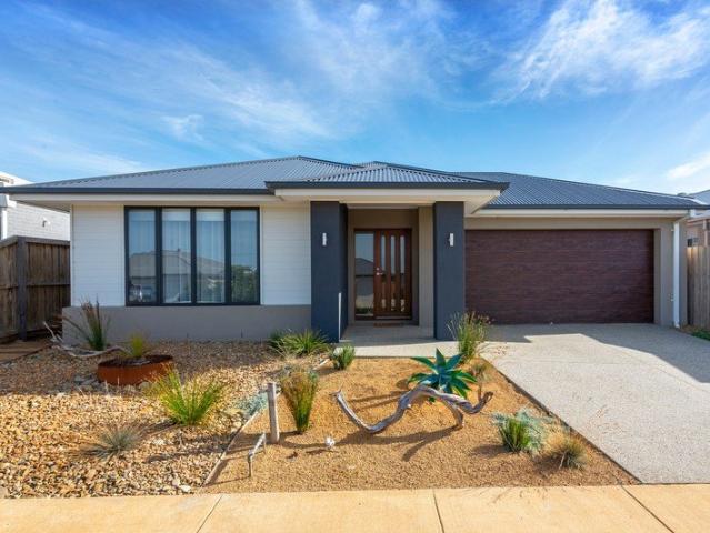 Contemporary Comfort Close to Everything