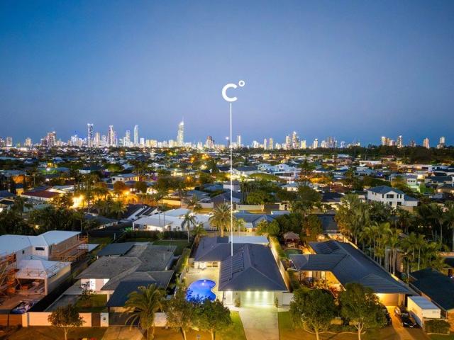 Contemporary Comfort, Design and Convenience in Coveted Sorrento
