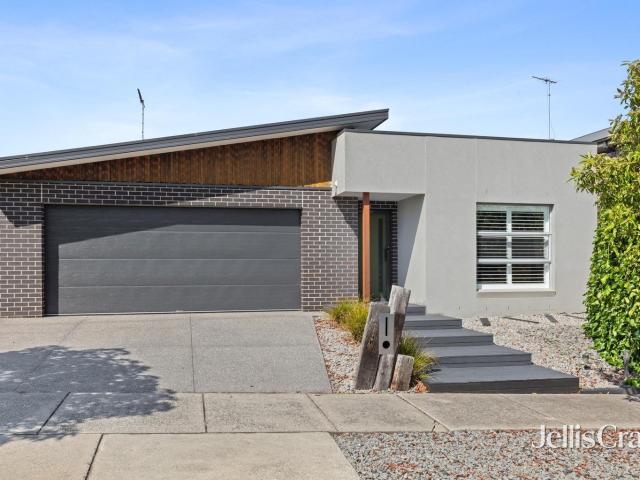 Contemporary Comfort & Effortless Living