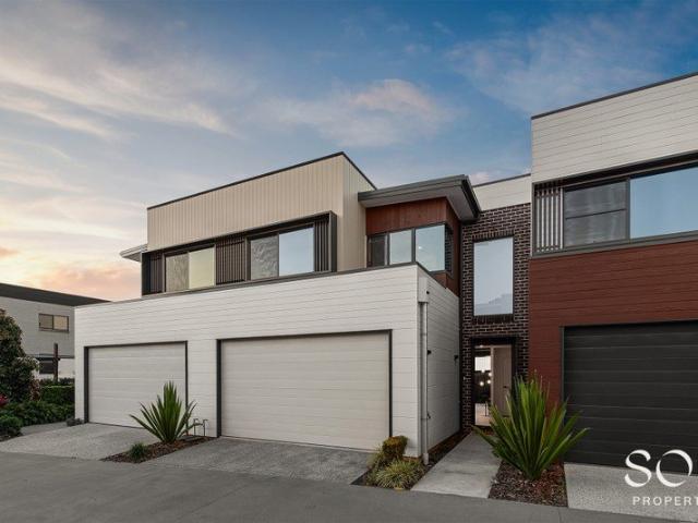 Contemporary Comfort & Effortless Living