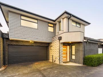 Contemporary Comfort & Effortless Living