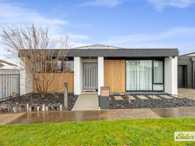 Contemporary Comfort. Effortless Living. A Lifestyle to Love