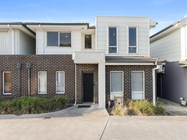 Contemporary Comfort, Effortless Living & an Unbeatable Lifestyle Location