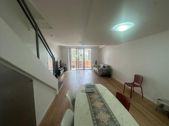 Contemporary Comfort, Exceptional Convenience