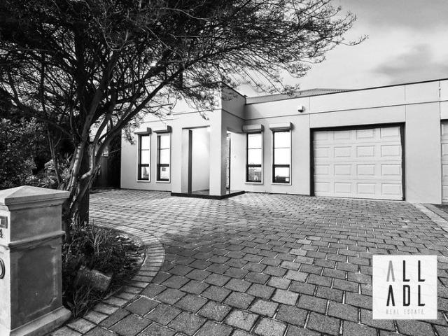 Contemporary Comfort, Flexible Family Living & Effortless Lifestyle
