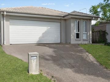 Contemporary Comfort & Guaranteed Returns in a High Growth Location