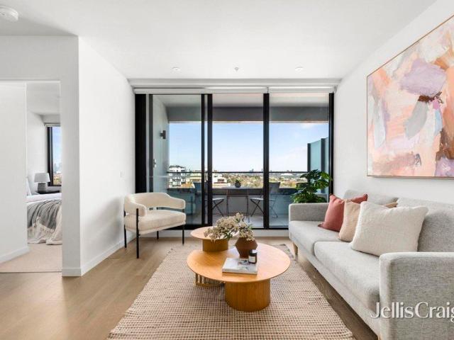 Contemporary comfort in the heart of Moonee Ponds