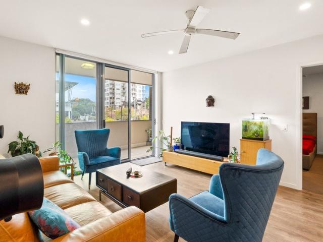 Contemporary Comfort in the Heart of Upper Mount Gravatt