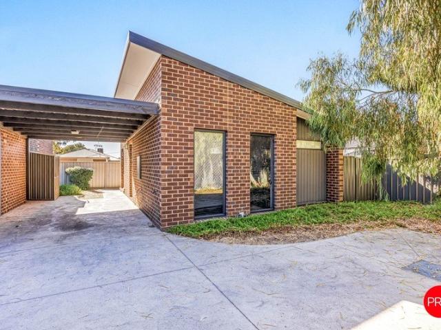 Contemporary Comfort in a Connected Lifestyle Setting