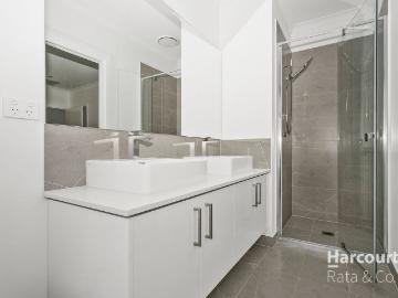 Contemporary, Comfort in a Convenience Location!