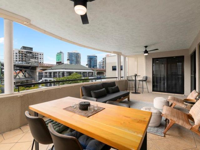 Contemporary Comfort in a Premier Riverside Precinct