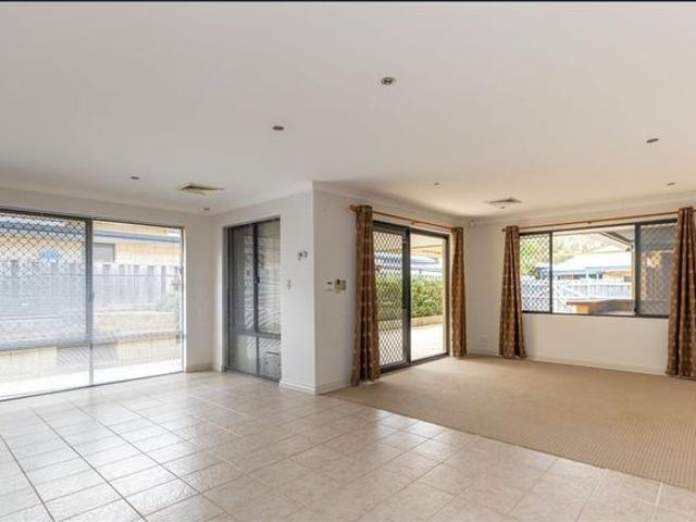 Contemporary Comfort in a Prime Ellenbrook Location
