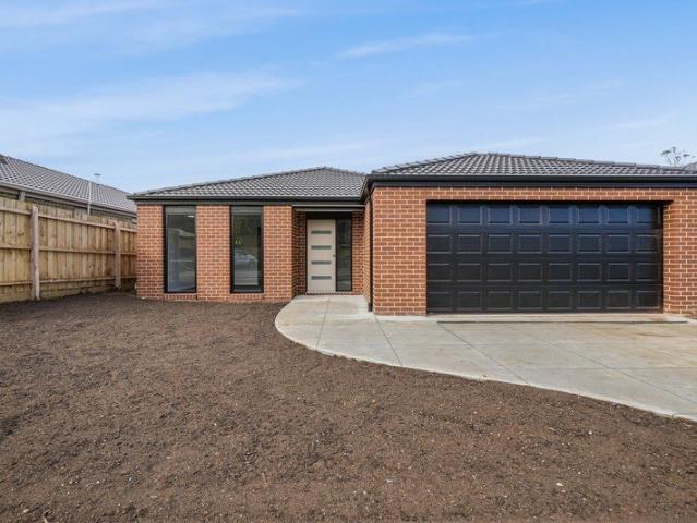 Contemporary Comfort in a Prime Location