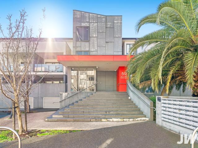 Contemporary Comfort in a Prime Location