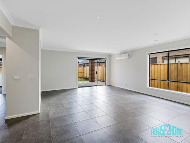 Contemporary Comfort in a Thriving Location