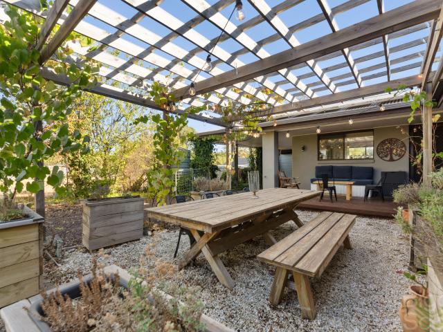 Contemporary Comfort in a Tranquil Setting