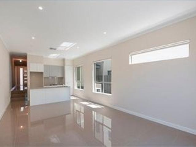 Contemporary Comfort In Dover Gardens
