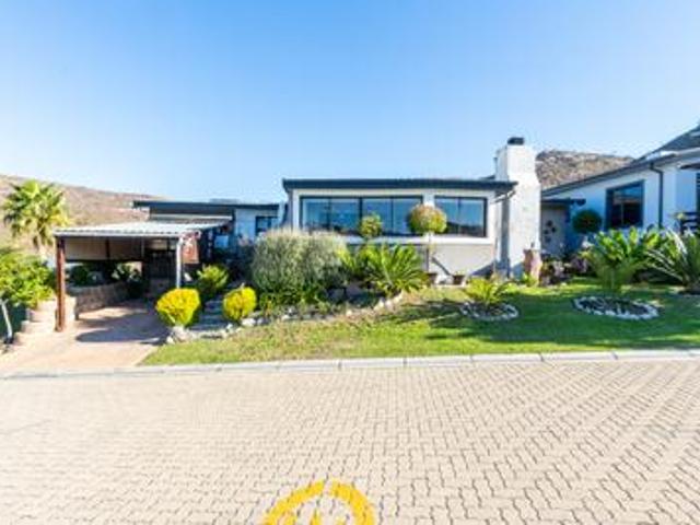 contemporary comfort in mussel creek.