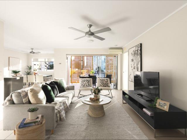 Contemporary Comfort, Lifestyle Convenience and Vacant Possession