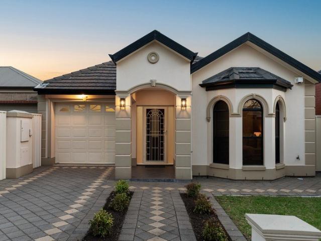 Contemporary Comfort & Lifestyle Ease in Connected North East Pocket