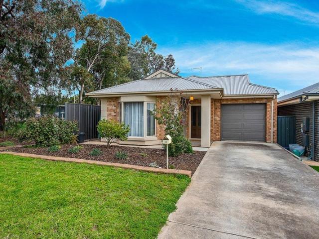 Contemporary Comfort & Low Maintenance Appeal