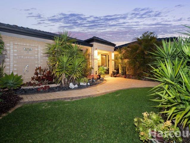 Contemporary Comfort Meets Ideal Location!