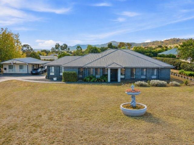 Contemporary Comfort Meets Moore Creek Lifestyle Living