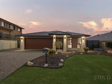Contemporary Comfort Meets Practical Living! | Side Access & Shed on 576m²