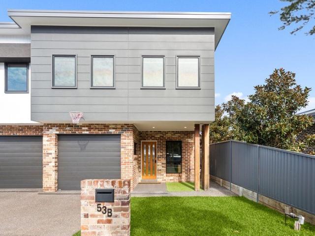 Contemporary Comfort, Premium Finishes & Low Maintenance Living