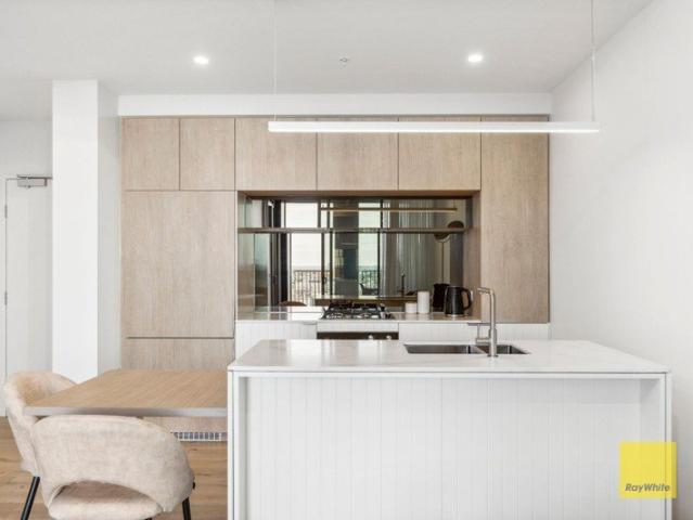 Contemporary Class In The Heart Of The CBD