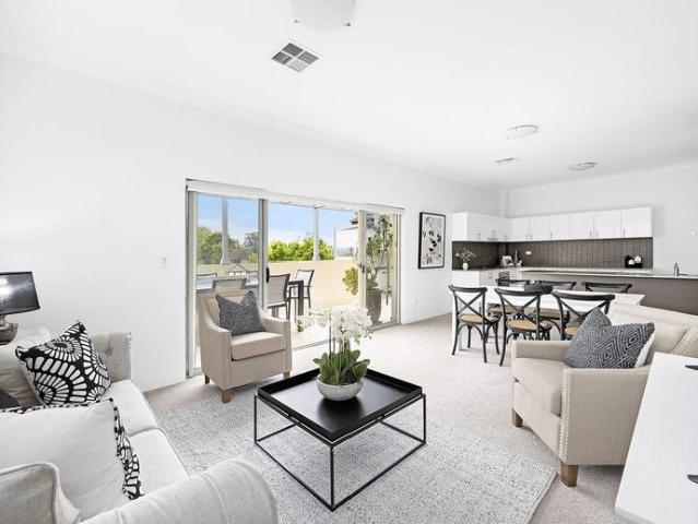 Contemporary North Facing Apartment | Over 55s Complex