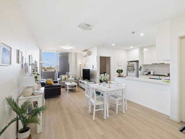 Contemporary Apartment Offering Comfort and Convenience