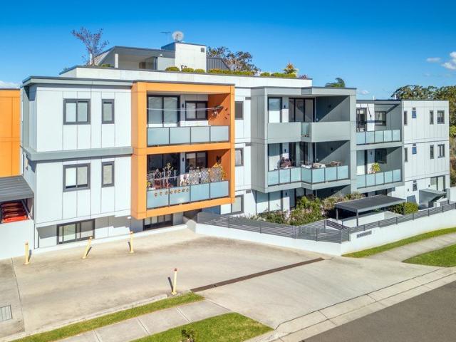 Contemporary Apartment Offering Style, Comfort & Everyday Convenience