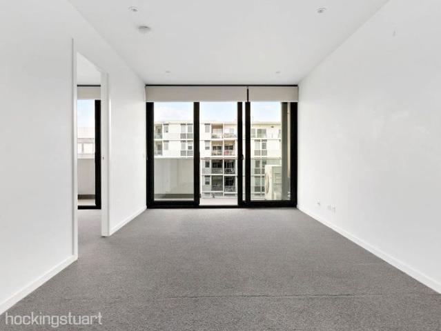 Contemporary Apartment In A Premium Location