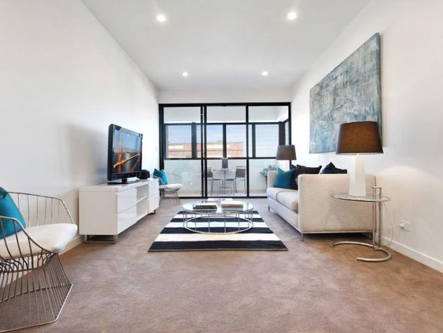 Contemporary Apartment In Prized Lifestyle Address