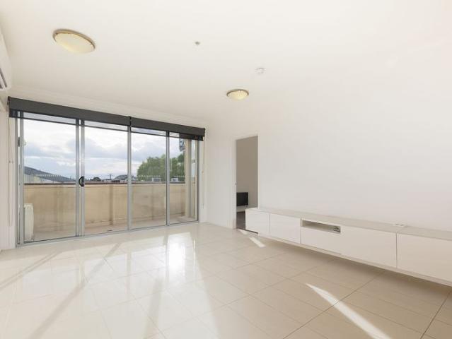 Contemporary apartment living in the Heart of Coburg
