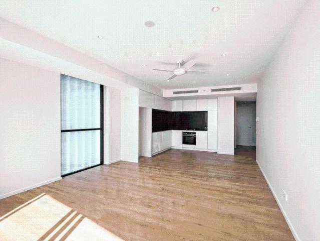 Contemporary Apartment Living in the Heart of Bondi Junction