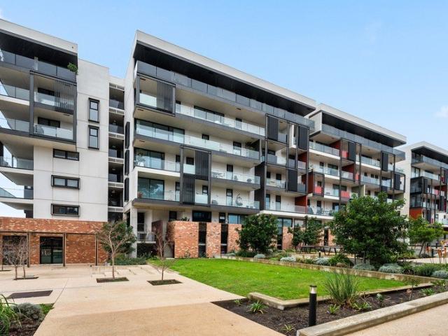 Contemporary Apartment Living in the Heart of Norwood