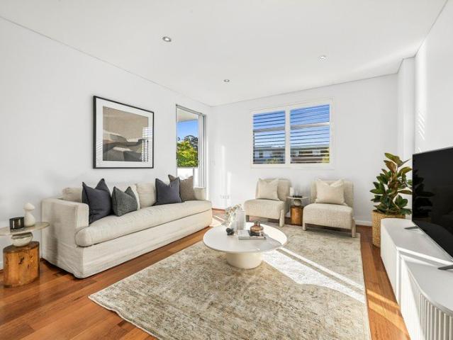 Contemporary Apartment Living in the Heart of St Ives Village Enter from Mona Vale Road