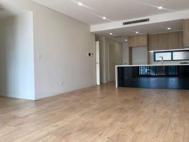 Contemporary apartment living in a convenient Homebush setting